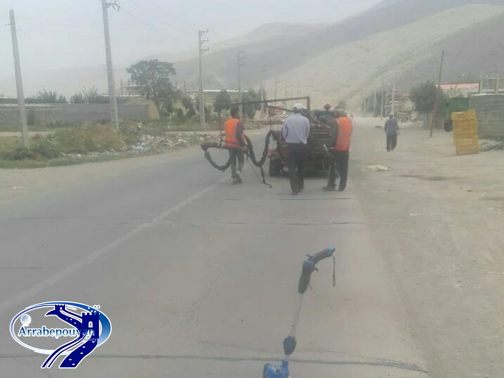 درزگیری آسفالت با دستگاه سیم لاین آمریکا